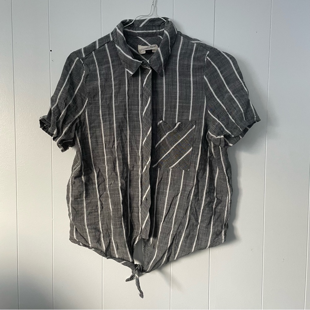 Universal Thread Grey & White Striped Cropped Tie Front Button Up Shirt